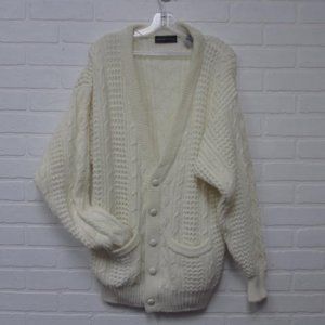 Vintage Grenadier Cream Cable Knit East Coast Cottage Sweater Med fits Large